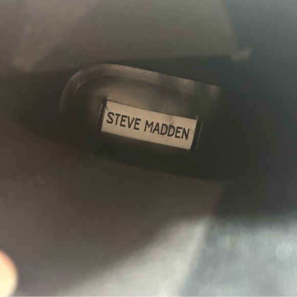 NEW Steve Madden Rhiannon Chelsea Black Suede Block Heel Ankle Boots #1220 - Picture 6 of 12